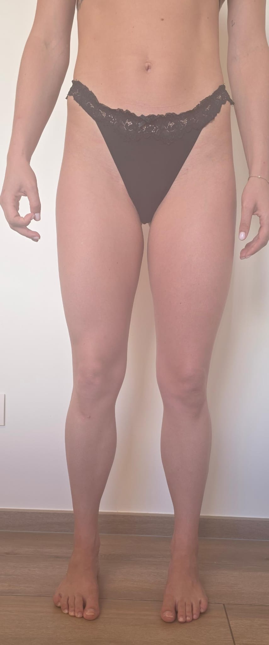 Na spraytanning bij CELINIQ Merelbeke-Melle — Vani-T resultaat
